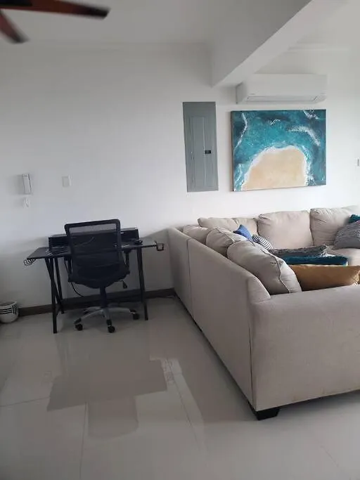 Luxurious & Modern In The Heart Of New Kingston Appartement