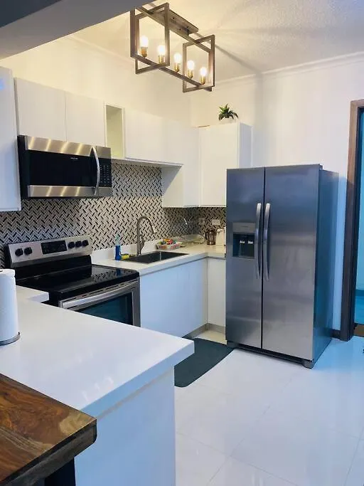 Luxurious & Modern In The Heart Of New Kingston Appartement 0*,  Jamaica